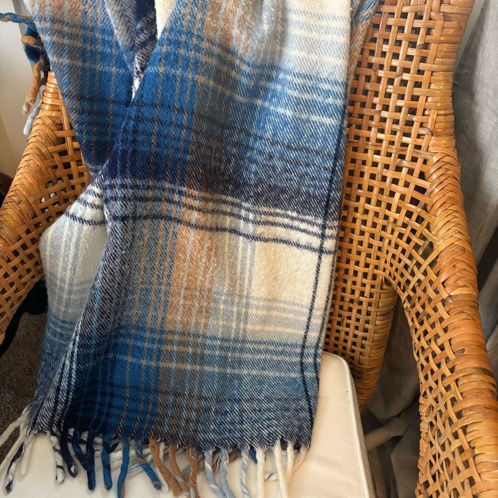 Vintage 60s -Faribo wool blanket/throw-blue plaid w/fringe